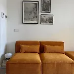 Botanical Modernist - Milanese Living דירה מילאנו